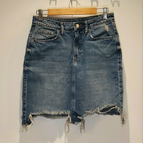 Denim Mini Skirt – sz 8